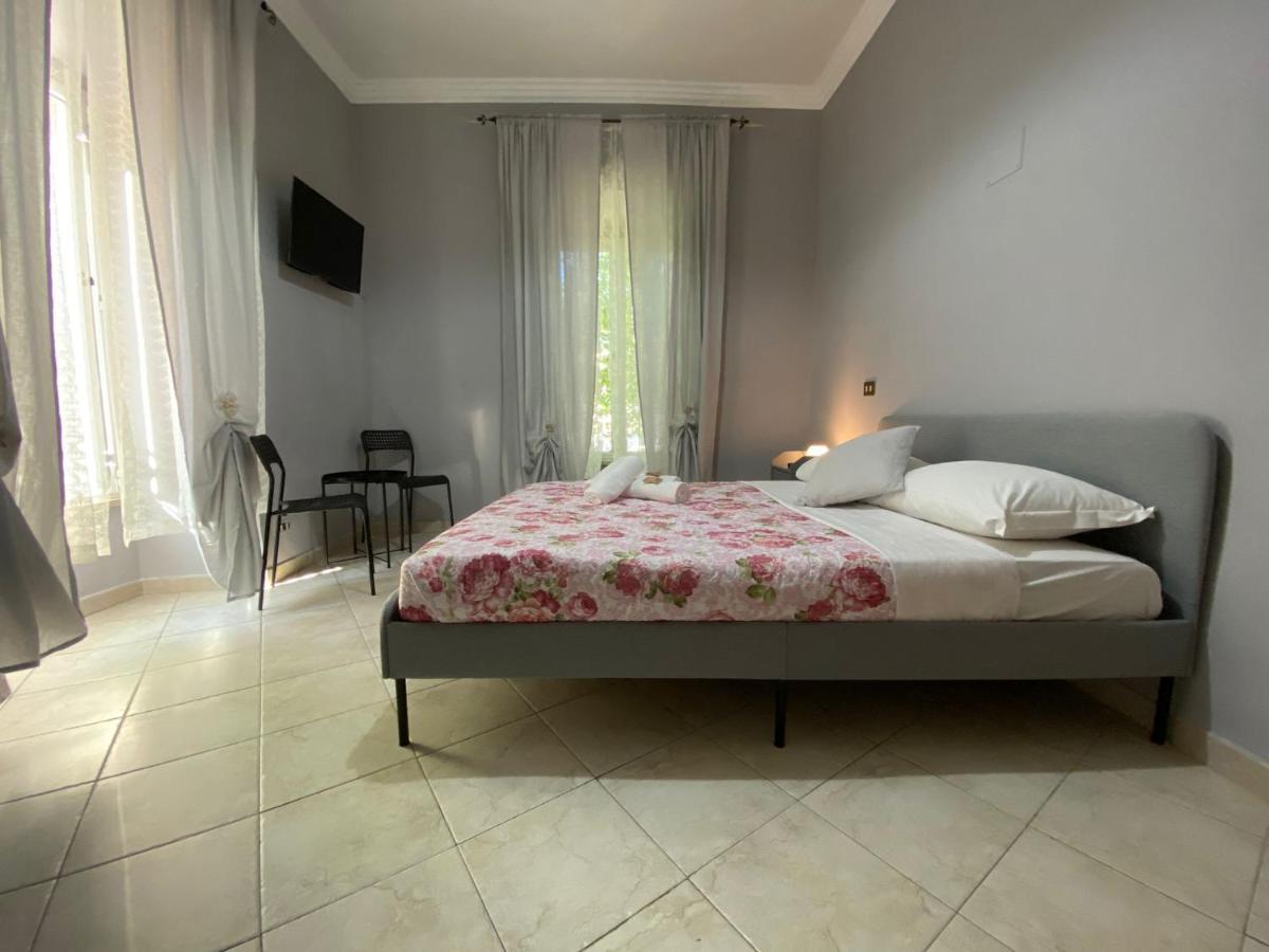 Lucky Domus Roma Eternal Apartment ภายนอก รูปภาพ