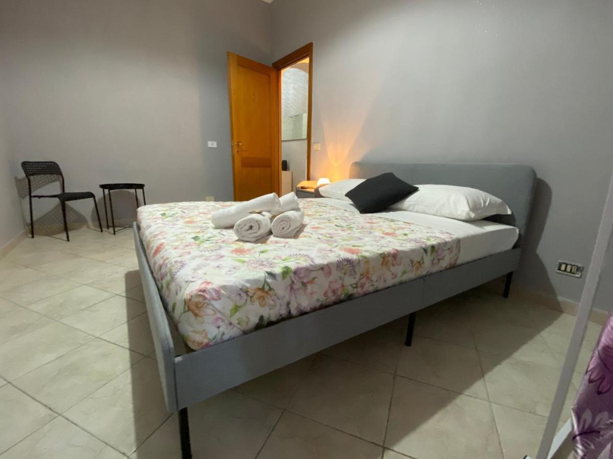 Lucky Domus Roma Eternal Apartment ภายนอก รูปภาพ