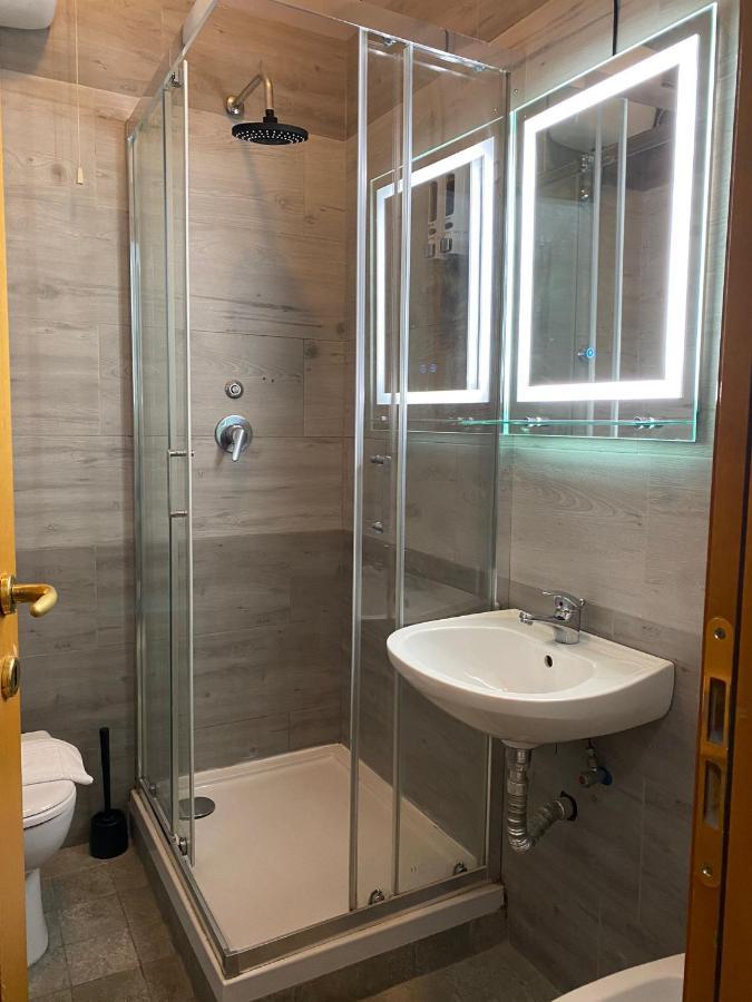 Lucky Domus Roma Eternal Apartment ภายนอก รูปภาพ